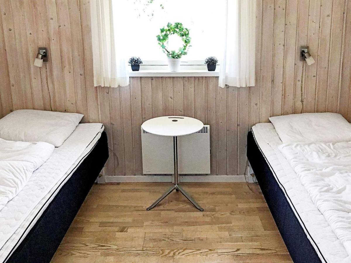 4 Person Holiday Home In L S Laeso Room photo